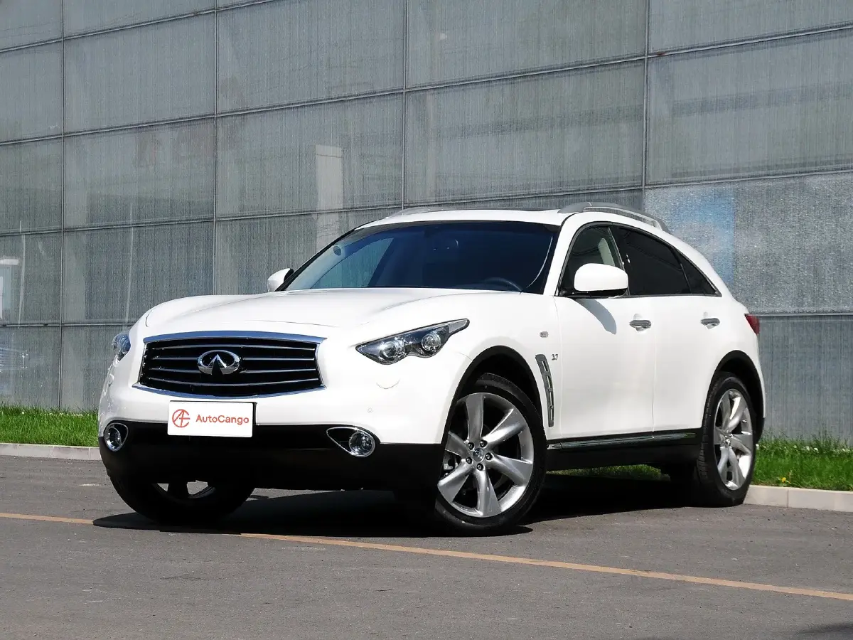 Infiniti QX70