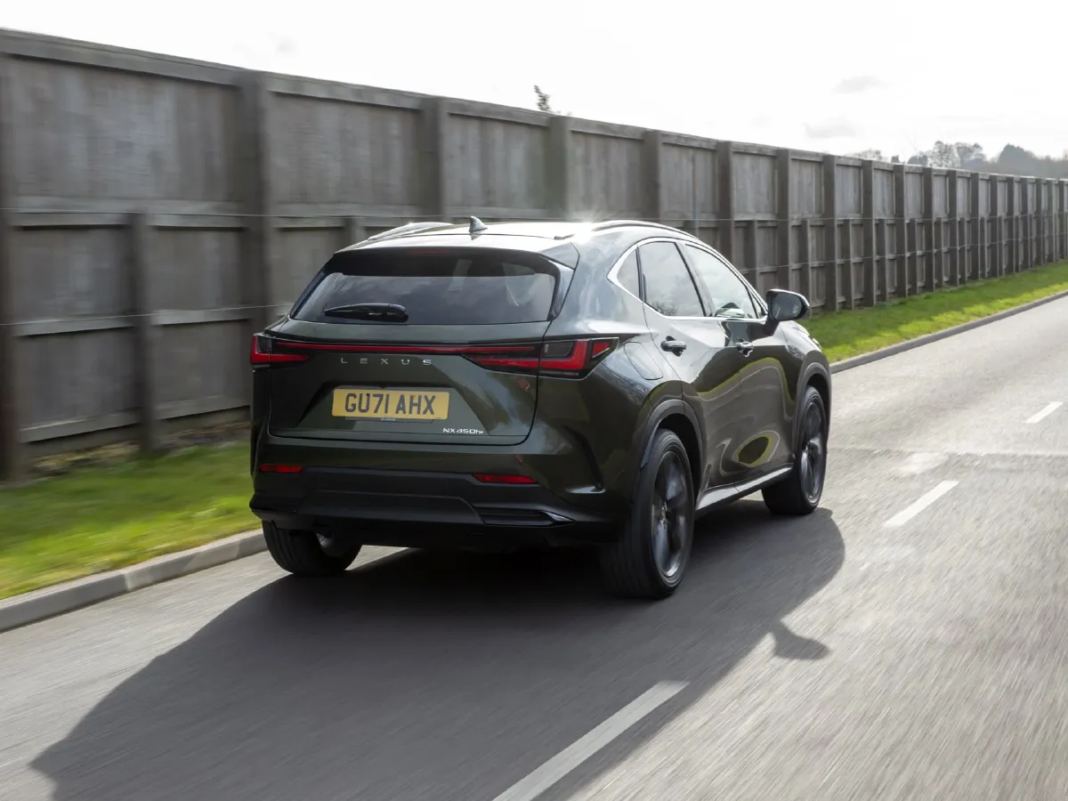 2024 Lexus NX 2.5L 185HP L4 E-CVT PHEV 16KWH,autocango,china used car exporter,china ev exporter,chinese used car exporter,chinese used ev exporter