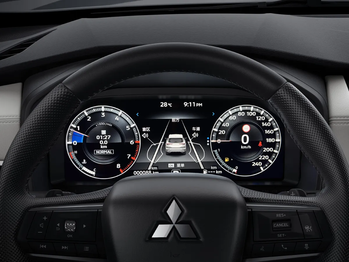 Mitsubishi Outlander,autocango,china used car exporter,china ev exporter,chinese used car exporter,chinese used ev exporter