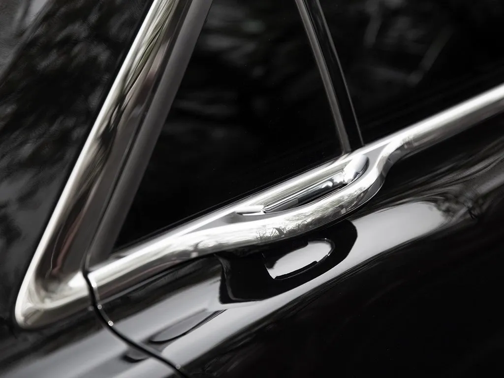 Lincoln Continental,autocango,china used car exporter,china ev exporter,chinese used car exporter,chinese used ev exporter