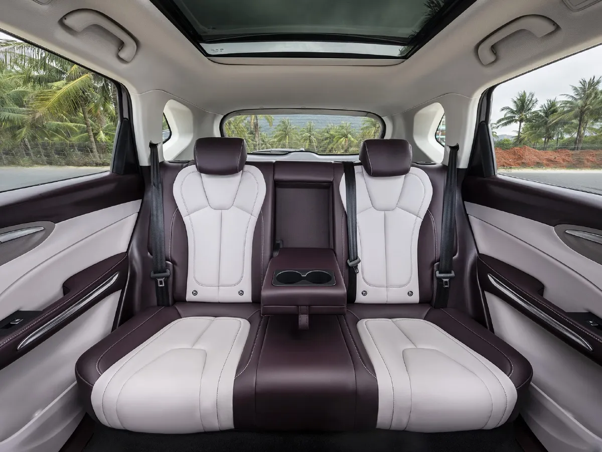 2025 Bestune T90 2.0T 252HP L4 8AT,autocango,china used car exporter,china ev exporter,chinese used car exporter,chinese used ev exporter