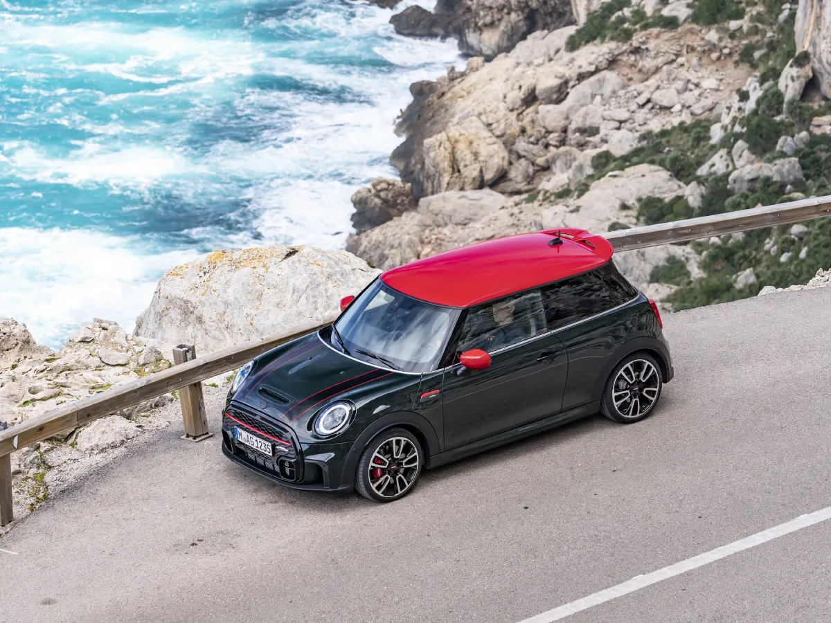 MINI JCW,autocango,china used car exporter,china ev exporter,chinese used car exporter,chinese used ev exporter