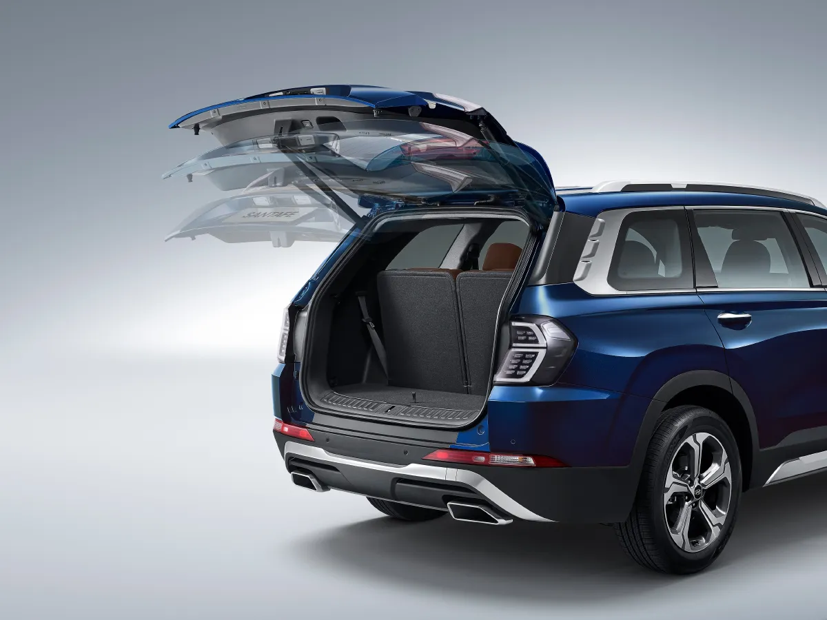 Hyundai Santafe,autocango,china used car exporter,china ev exporter,chinese used car exporter,chinese used ev exporter