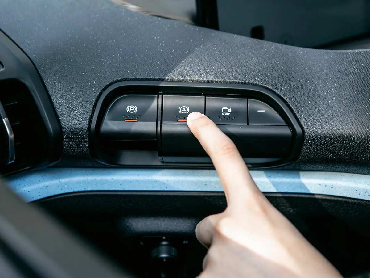 BaoJun E300,autocango,china used car exporter,china ev exporter,chinese used car exporter,chinese used ev exporter