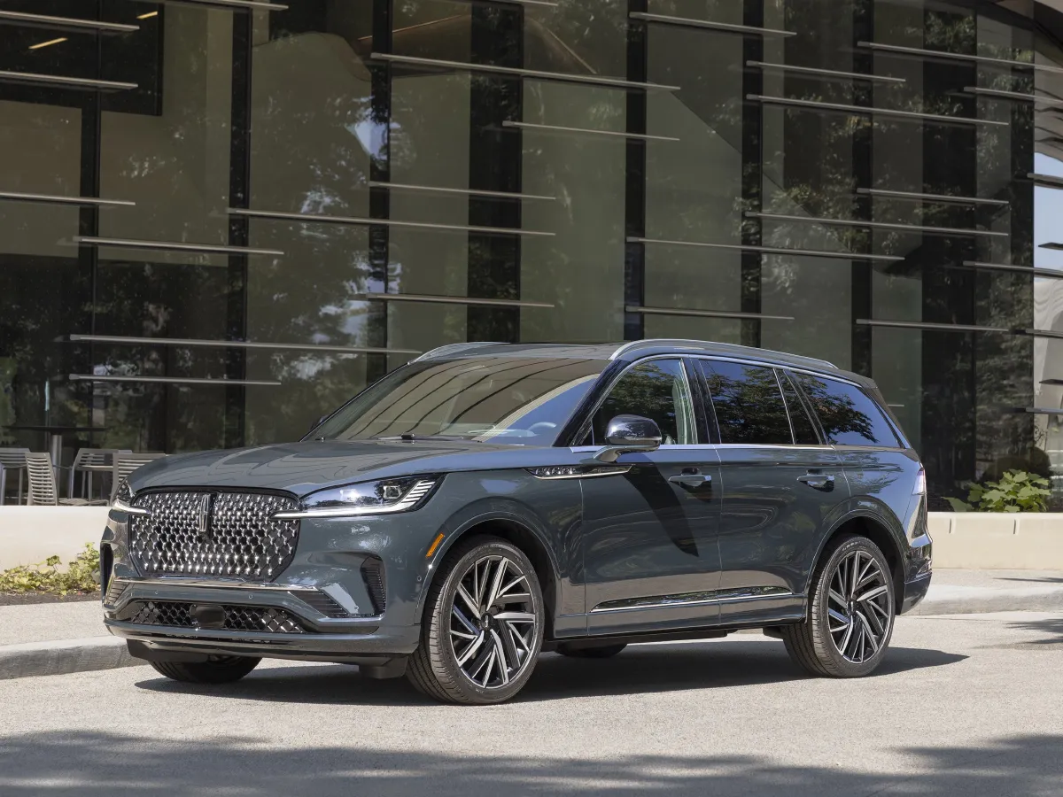 Lincoln Aviator,autocango,china used car exporter,china ev exporter,chinese used car exporter,chinese used ev exporter