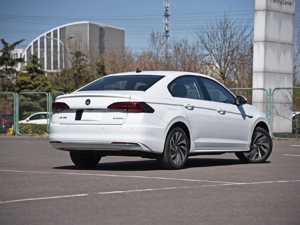 2020 Volkswagen Bora BEV 40KWH,autocango,china used car exporter,china ev exporter,chinese used car exporter,chinese used ev exporter
