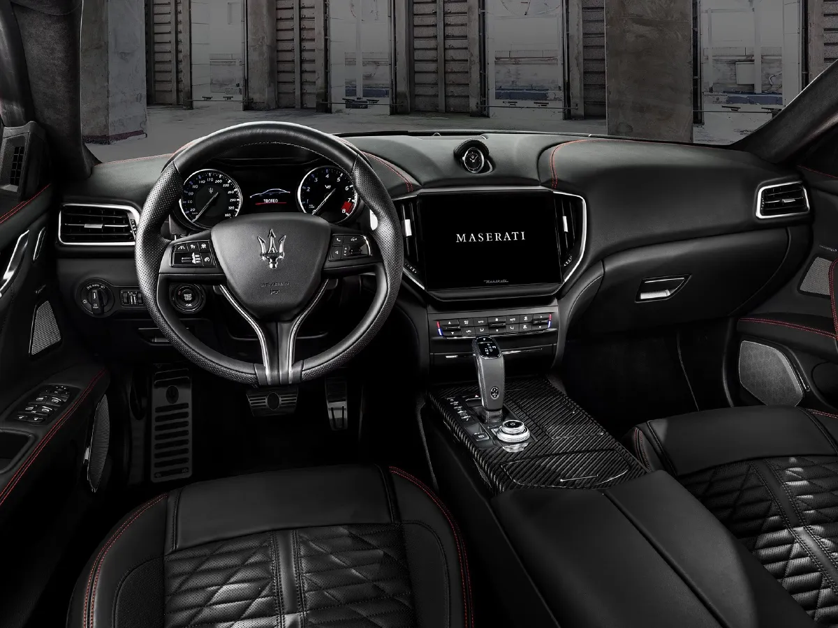 Maserati Ghibli,autocango,china used car exporter,china ev exporter,chinese used car exporter,chinese used ev exporter