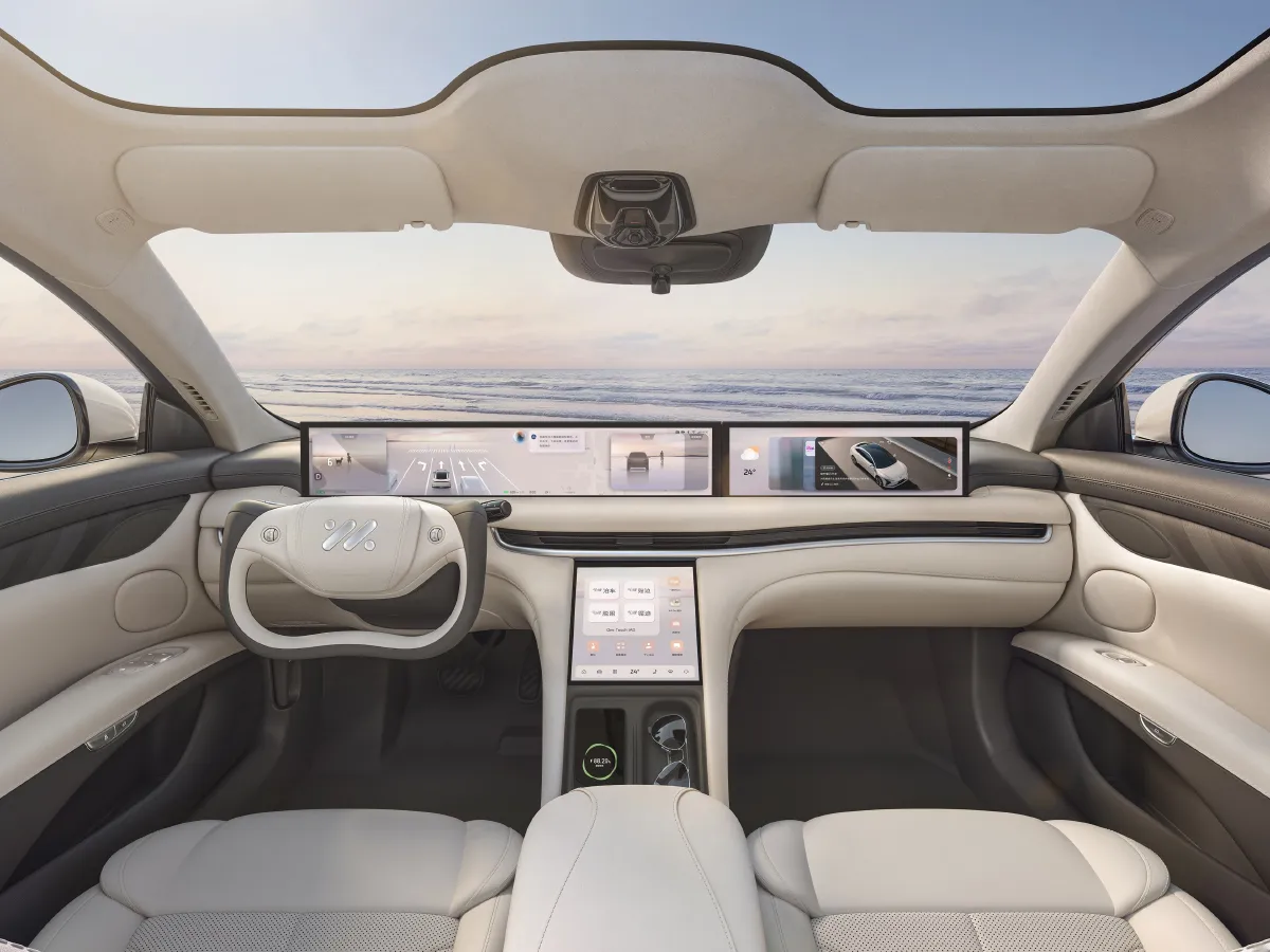 IM L7,autocango,china used car exporter,china ev exporter,chinese used car exporter,chinese used ev exporter