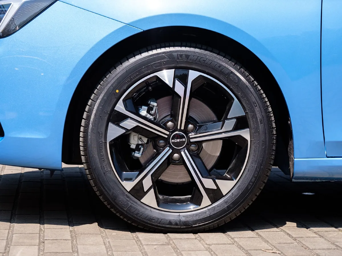 Roewe i6 MAX,autocango,china used car exporter,china ev exporter,chinese used car exporter,chinese used ev exporter