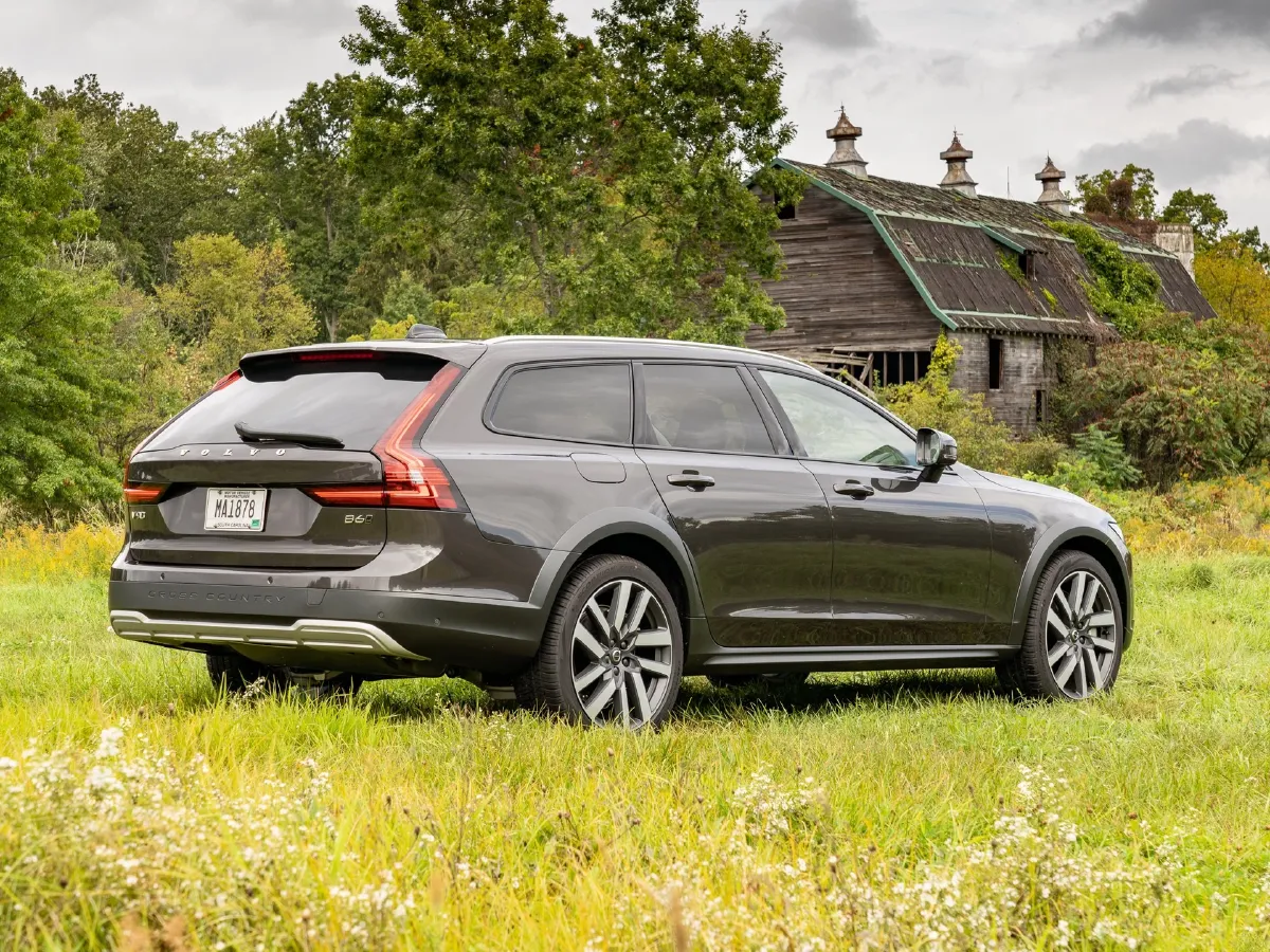 Volvo V90,autocango,china used car exporter,china ev exporter,chinese used car exporter,chinese used ev exporter