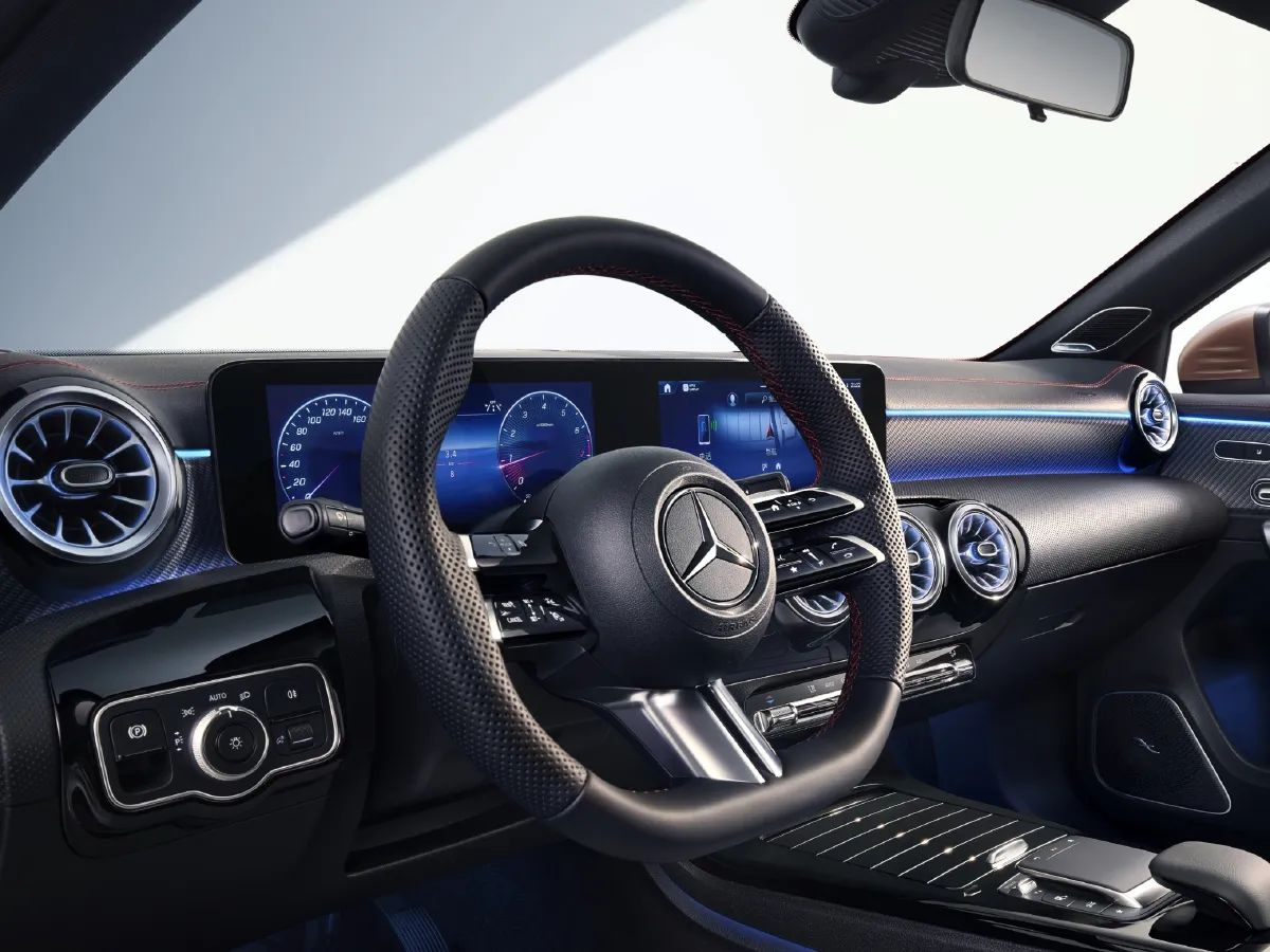 Mercedes-Benz A Class,autocango,china used car exporter,china ev exporter,chinese used car exporter,chinese used ev exporter