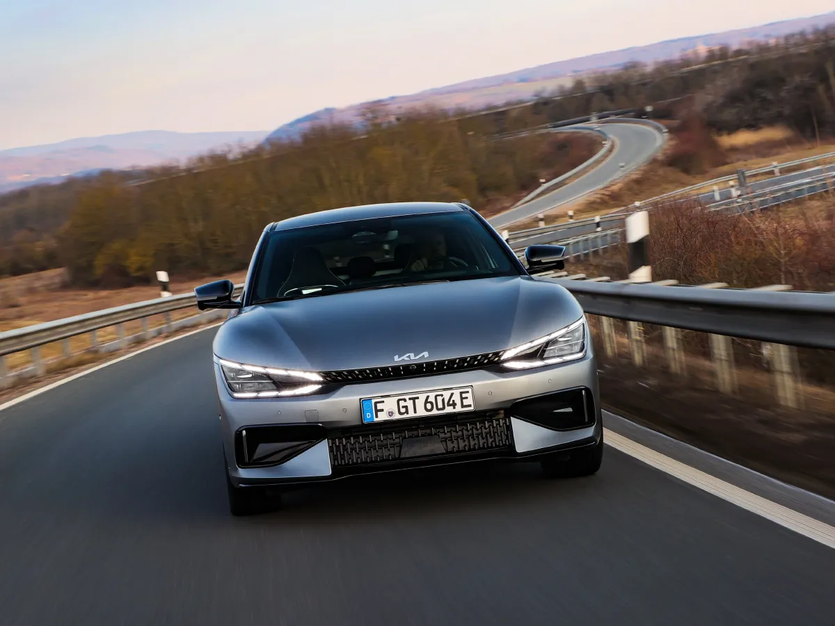 Kia EV6,autocango,china used car exporter,china ev exporter,chinese used car exporter,chinese used ev exporter