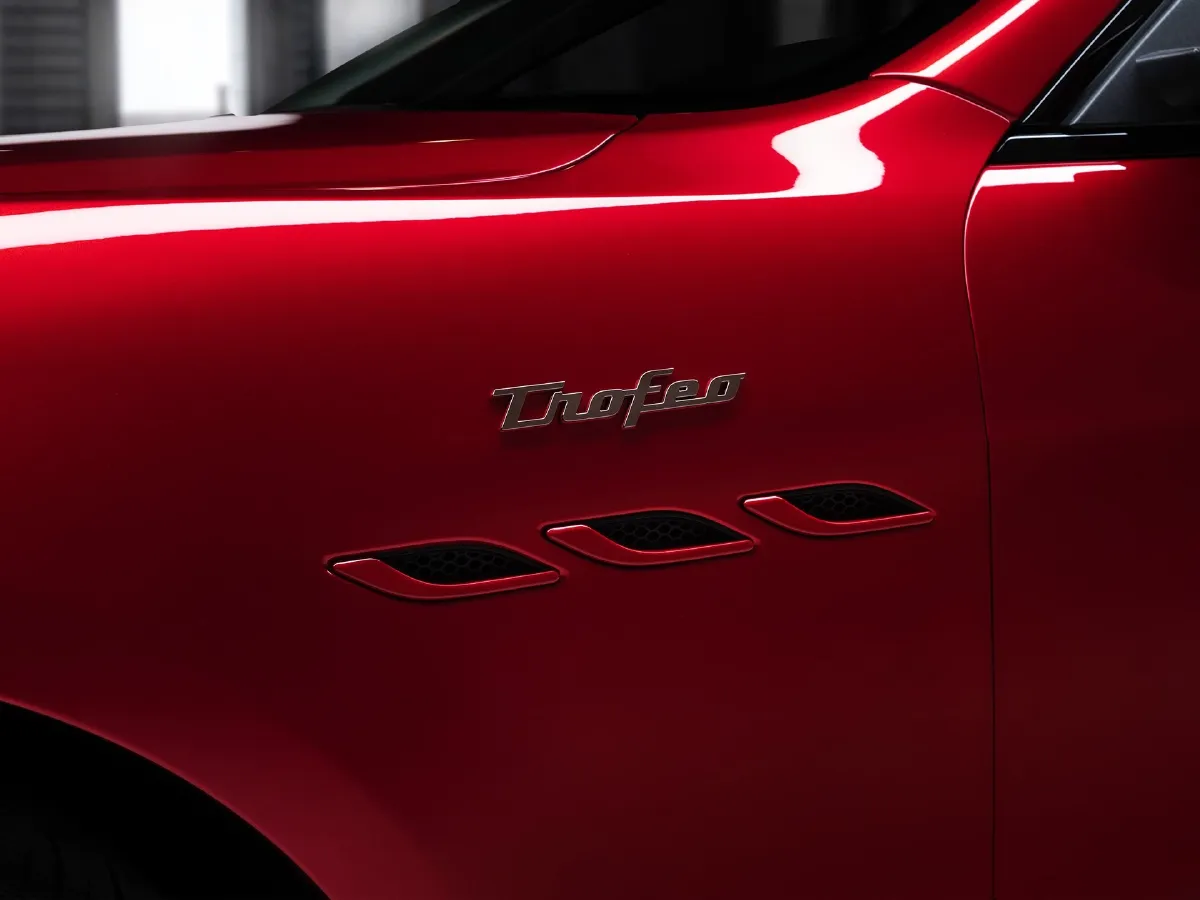 Maserati Ghibli,autocango,china used car exporter,china ev exporter,chinese used car exporter,chinese used ev exporter