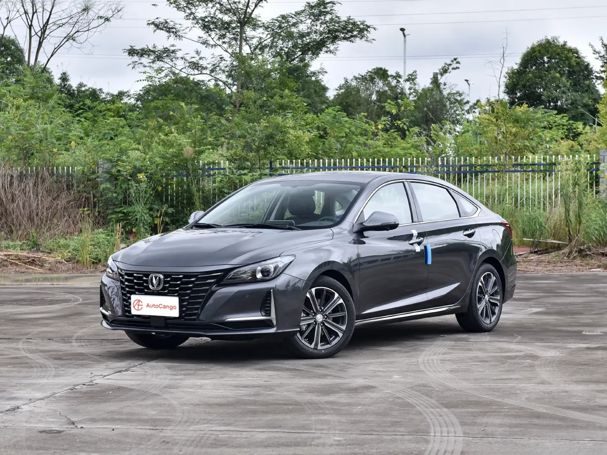 ChangAn Raeton CC,autocango,china used car exporter,china ev exporter,chinese used car exporter,chinese used ev exporter