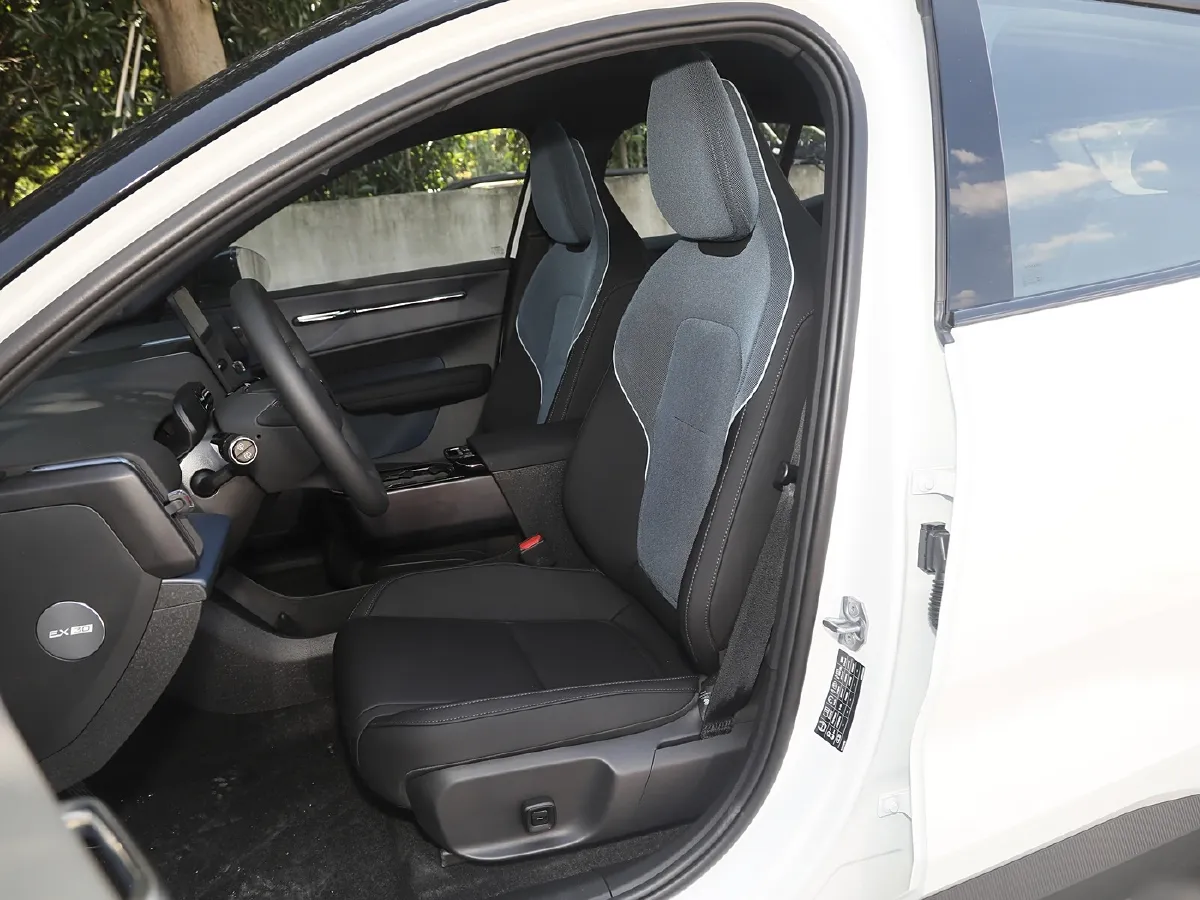 Volvo EX30,autocango,china used car exporter,china ev exporter,chinese used car exporter,chinese used ev exporter