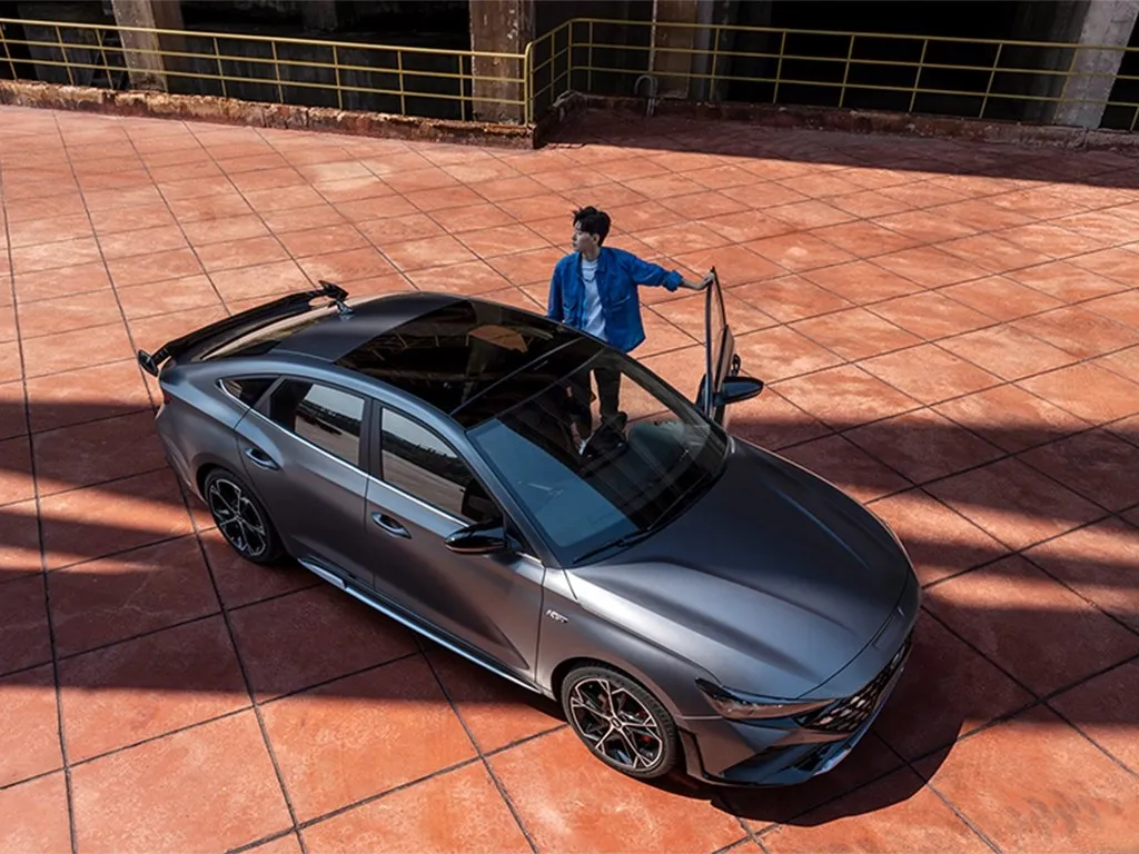 Hyundai La Festa,autocango,china used car exporter,china ev exporter,chinese used car exporter,chinese used ev exporter