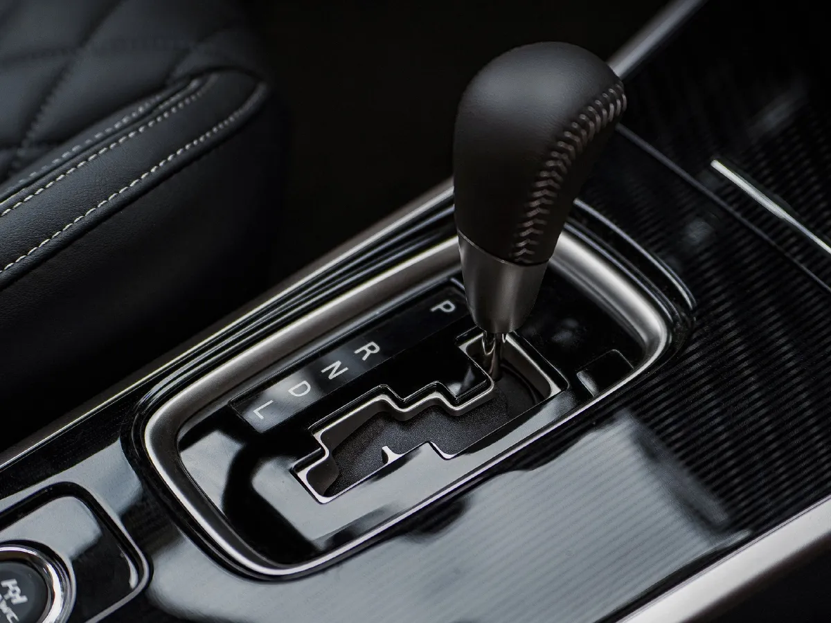 Mitsubishi Outlander,autocango,china used car exporter,china ev exporter,chinese used car exporter,chinese used ev exporter