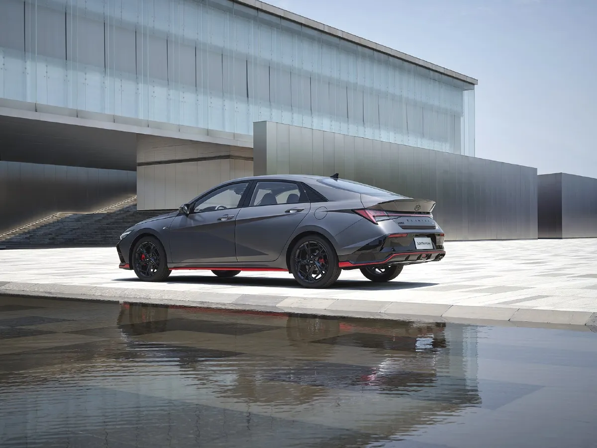 Hyundai Elantra,autocango,china used car exporter,china ev exporter,chinese used car exporter,chinese used ev exporter