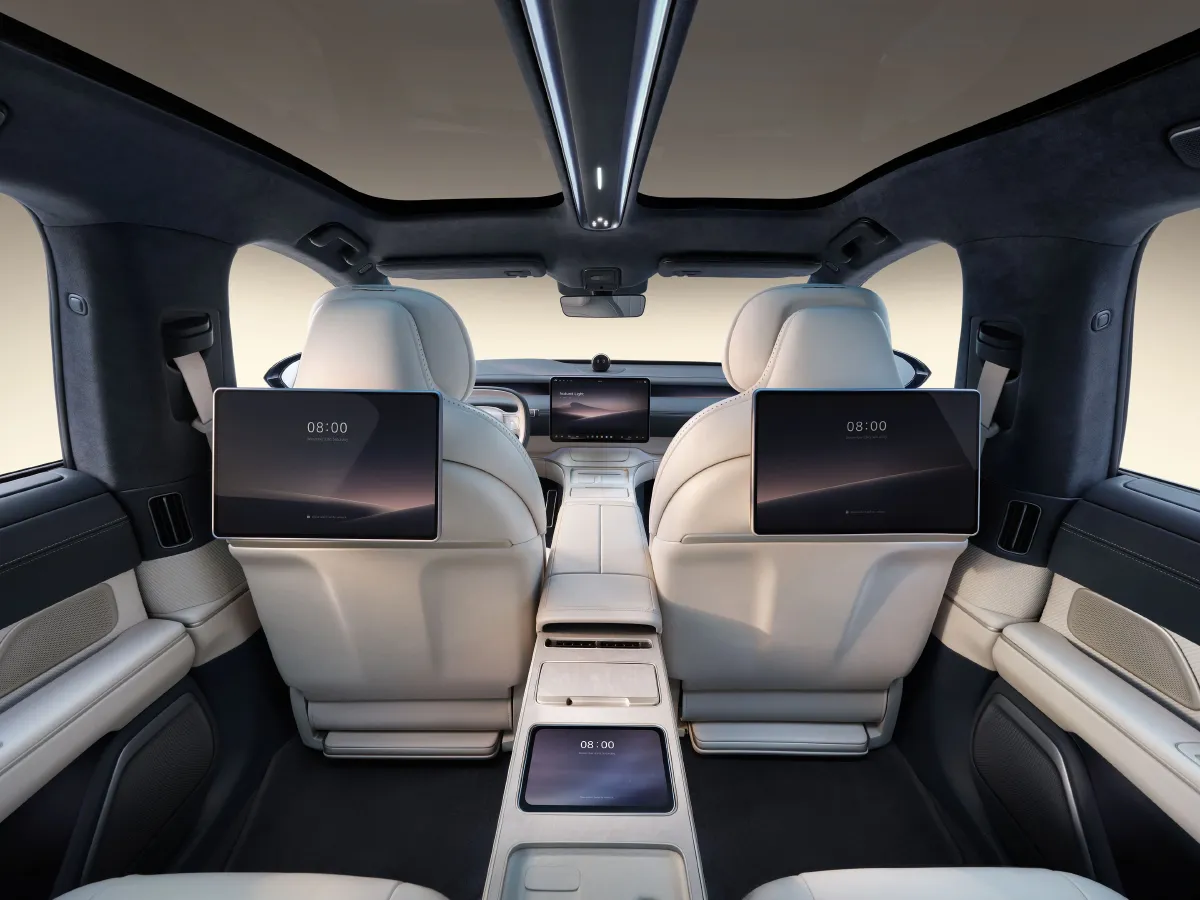 NIO ET9,autocango,china used car exporter,china ev exporter,chinese used car exporter,chinese used ev exporter