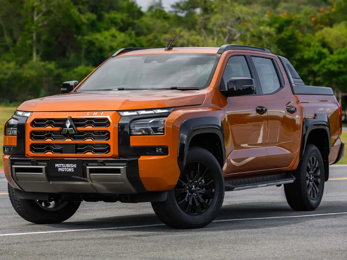 2023 Mitsubishi L200 2.3T 150HP L4 6AT,autocango,china used car exporter,china ev exporter,chinese used car exporter,chinese used ev exporter