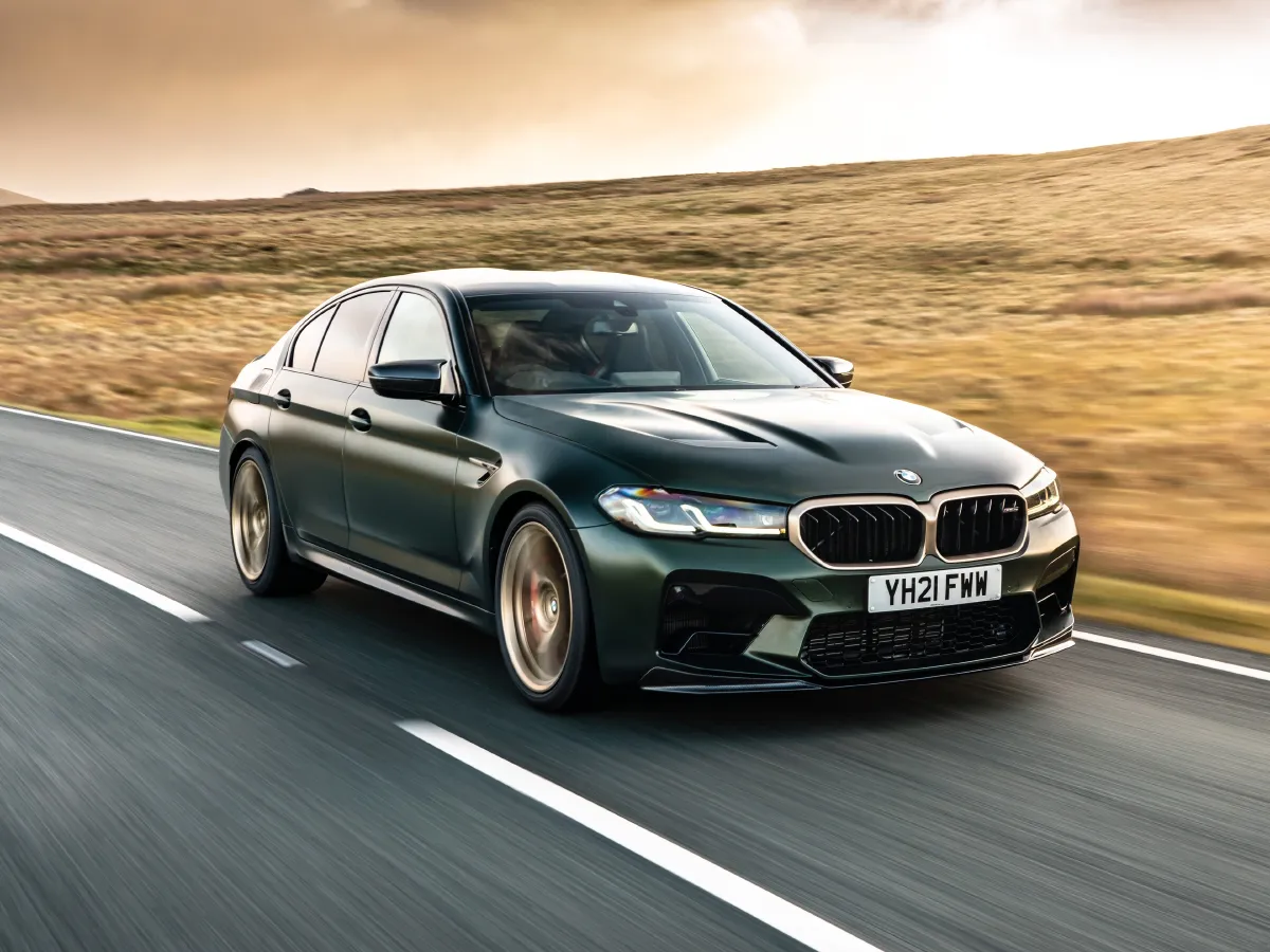 2012 BMW M5 4.4T 560HP V8 7DCT,autocango,china used car exporter,china ev exporter,chinese used car exporter,chinese used ev exporter