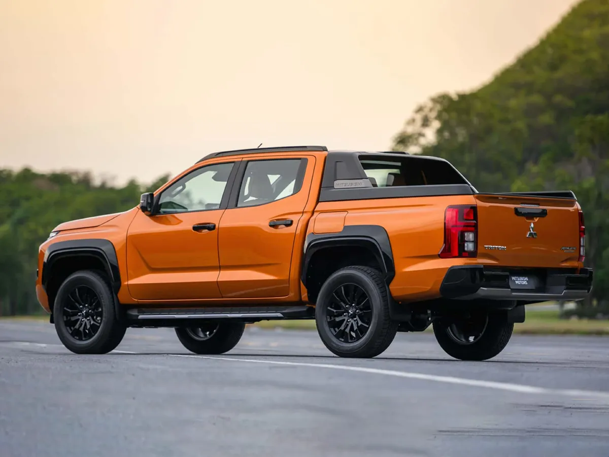 2023 Mitsubishi L200 2.3T 150HP L4 6AT,autocango,china used car exporter,china ev exporter,chinese used car exporter,chinese used ev exporter