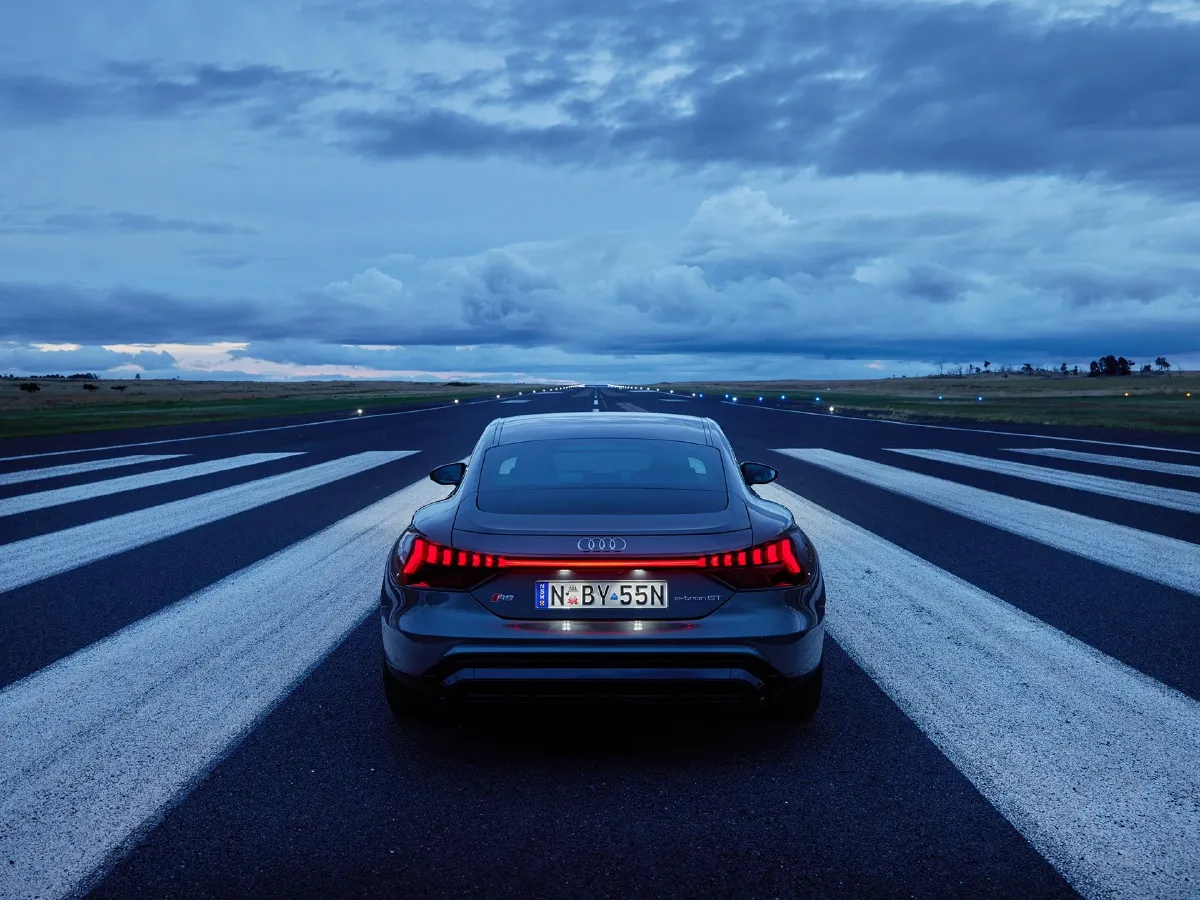 2023 Audi RS e-tron GT 2AT BEV 93.4KWH,autocango,china used car exporter,china ev exporter,chinese used car exporter,chinese used ev exporter