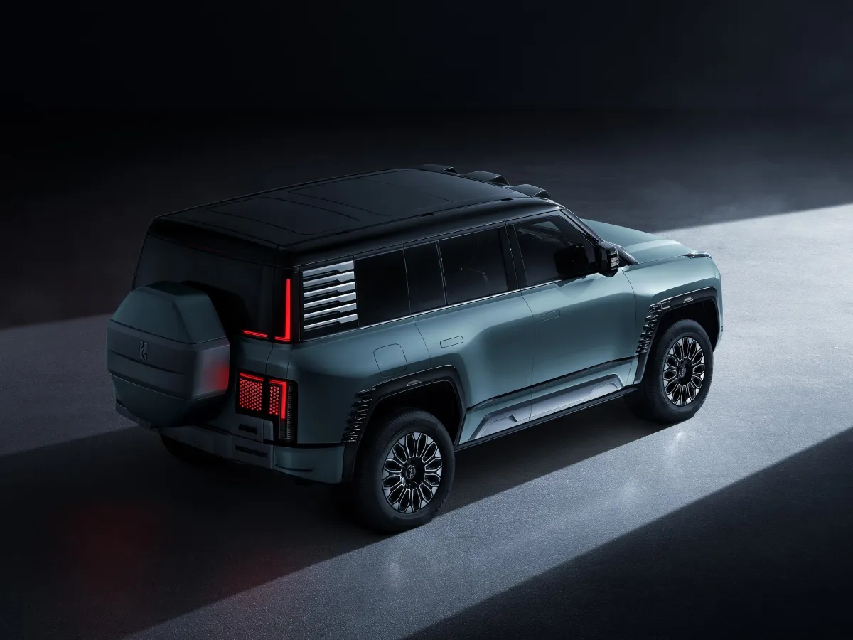 YangWang U8,autocango,china used car exporter,china ev exporter,chinese used car exporter,chinese used ev exporter