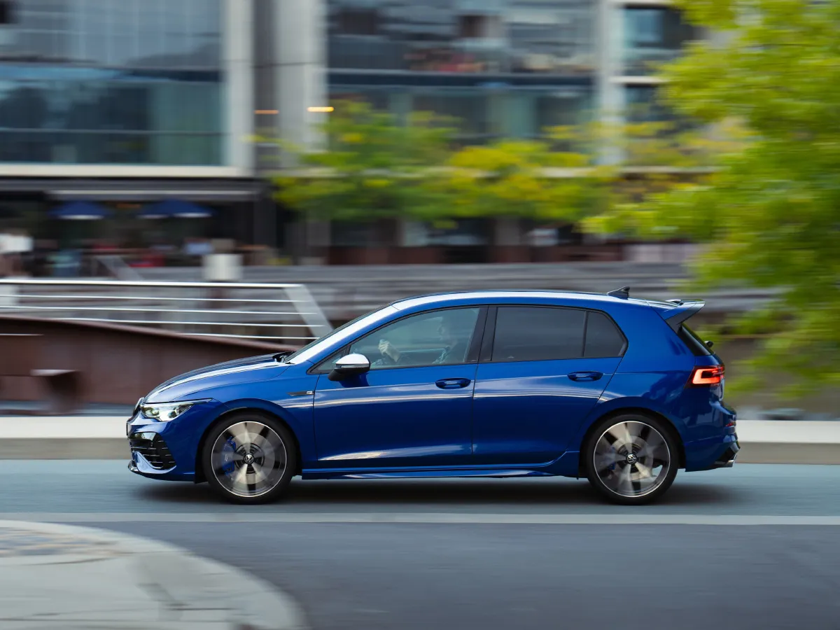 2011 Volkswagen Golf 2.0T 256HP L4 6DCT,autocango,china used car exporter,china ev exporter,chinese used car exporter,chinese used ev exporter