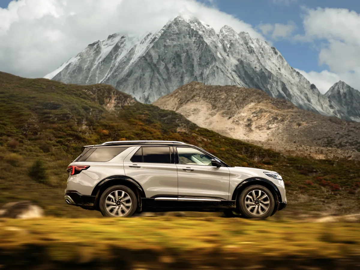 Ford Explorer,autocango,china used car exporter,china ev exporter,chinese used car exporter,chinese used ev exporter