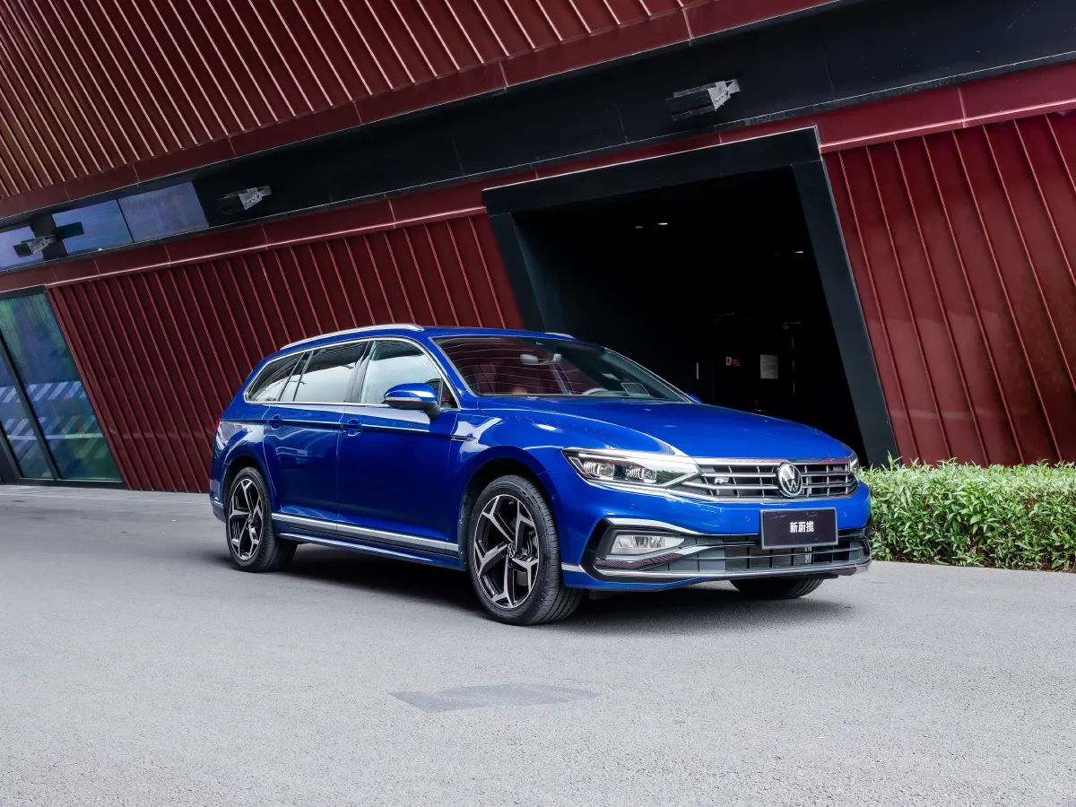 Volkswagen Alltrack,autocango,china used car exporter,china ev exporter,chinese used car exporter,chinese used ev exporter