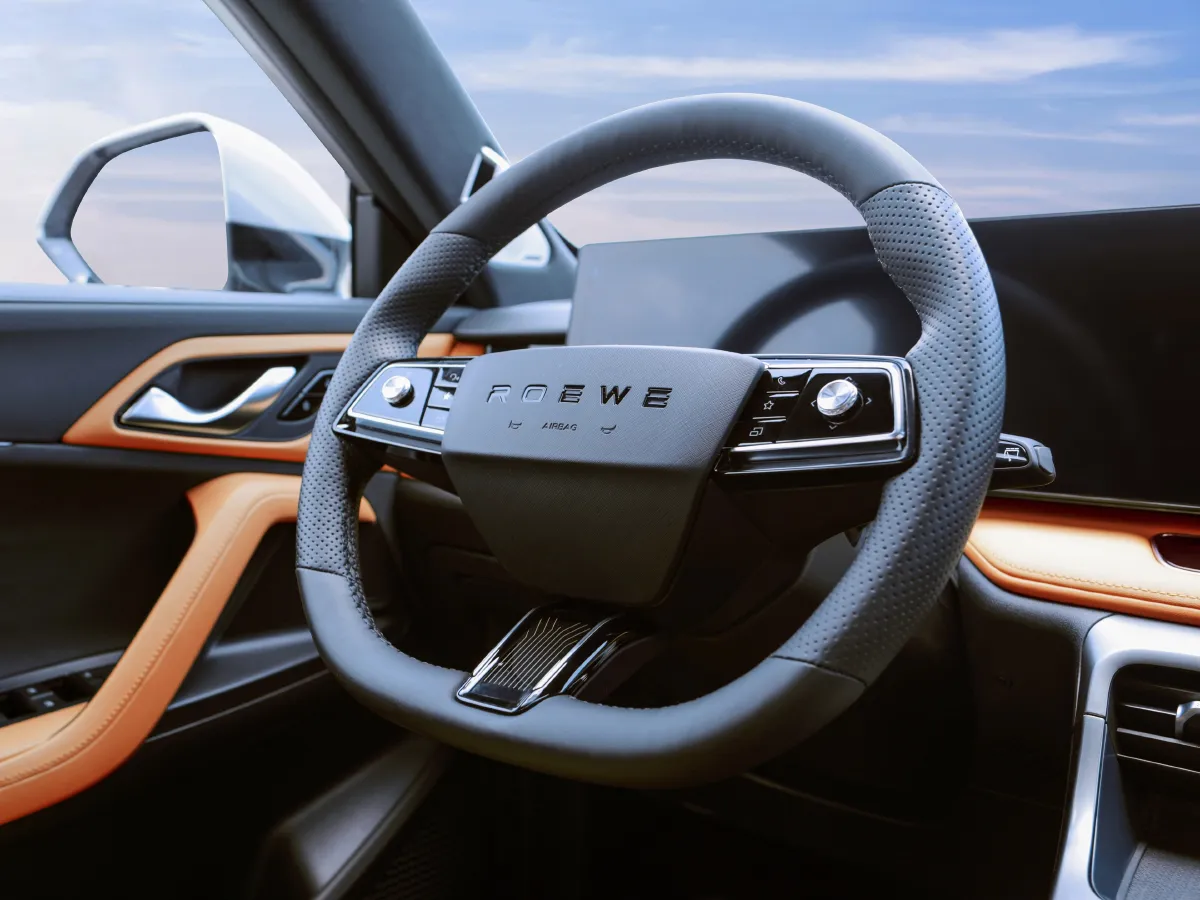 Roewe RX5,autocango,china used car exporter,china ev exporter,chinese used car exporter,chinese used ev exporter