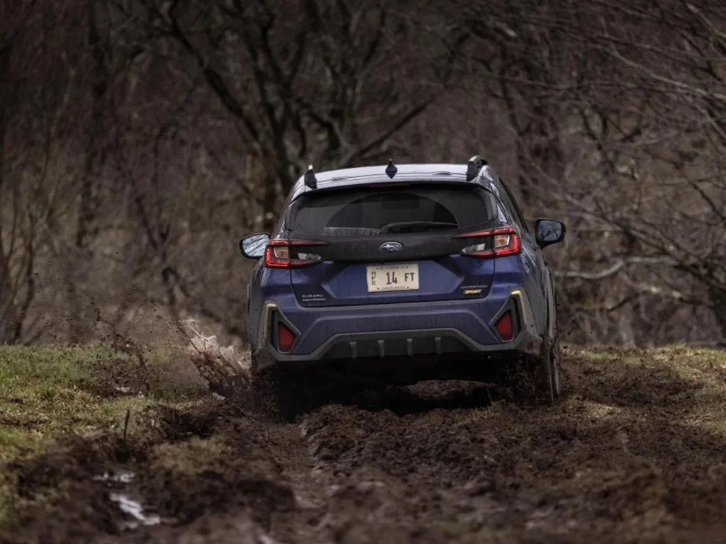 Subaru Crosstrek,autocango,china used car exporter,china ev exporter,chinese used car exporter,chinese used ev exporter