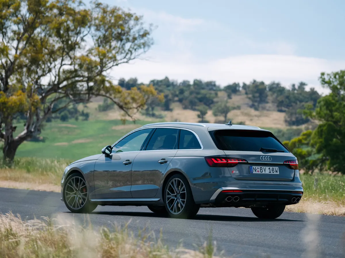 Audi S4,autocango,china used car exporter,china ev exporter,chinese used car exporter,chinese used ev exporter