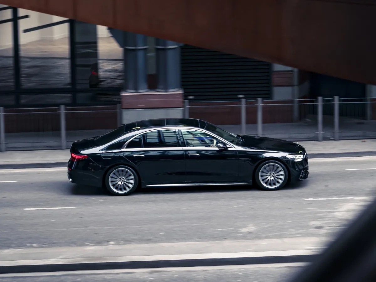 Mercedes-Benz S Class,autocango,china used car exporter,china ev exporter,chinese used car exporter,chinese used ev exporter