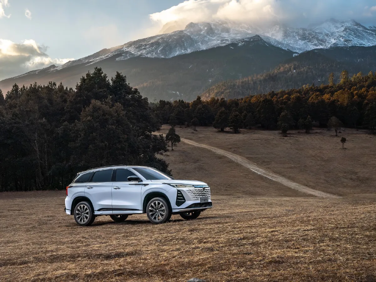 ChangAn CS75 Plus,autocango,china used car exporter,china ev exporter,chinese used car exporter,chinese used ev exporter