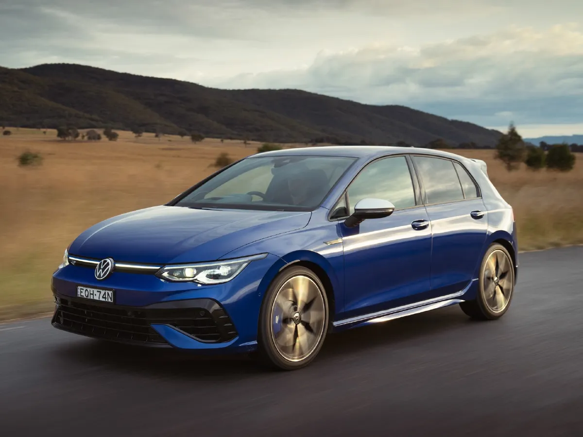 2011 Volkswagen Golf 2.0T 256HP L4 6DCT,autocango,china used car exporter,china ev exporter,chinese used car exporter,chinese used ev exporter