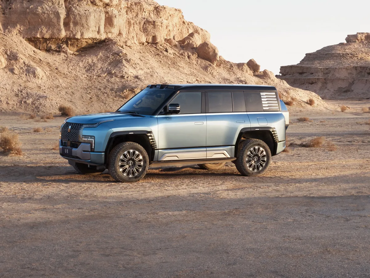 YangWang U8,autocango,china used car exporter,china ev exporter,chinese used car exporter,chinese used ev exporter