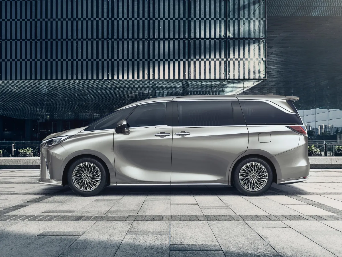 Lexus LM,autocango,china used car exporter,china ev exporter,chinese used car exporter,chinese used ev exporter