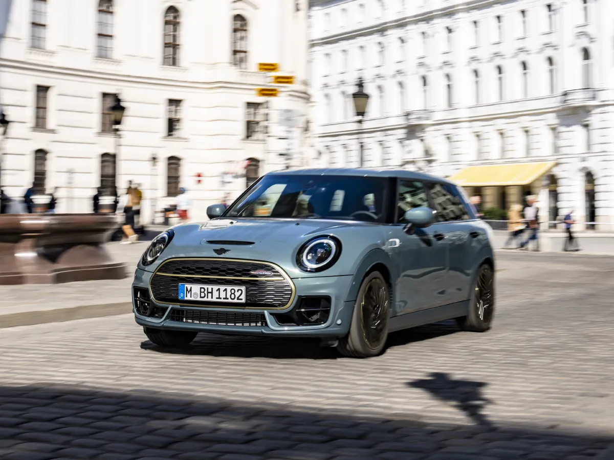 MINI JCW CLUBMAN,autocango,china used car exporter,china ev exporter,chinese used car exporter,chinese used ev exporter