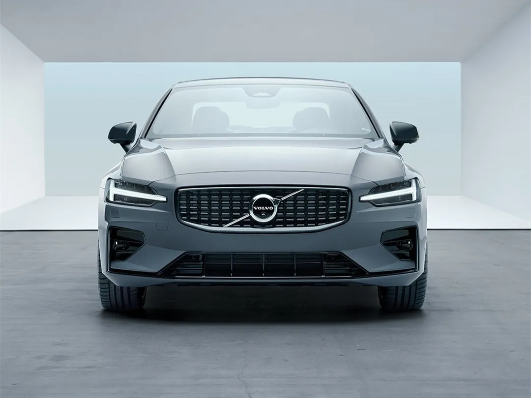 Volvo S60,autocango,china used car exporter,china ev exporter,chinese used car exporter,chinese used ev exporter