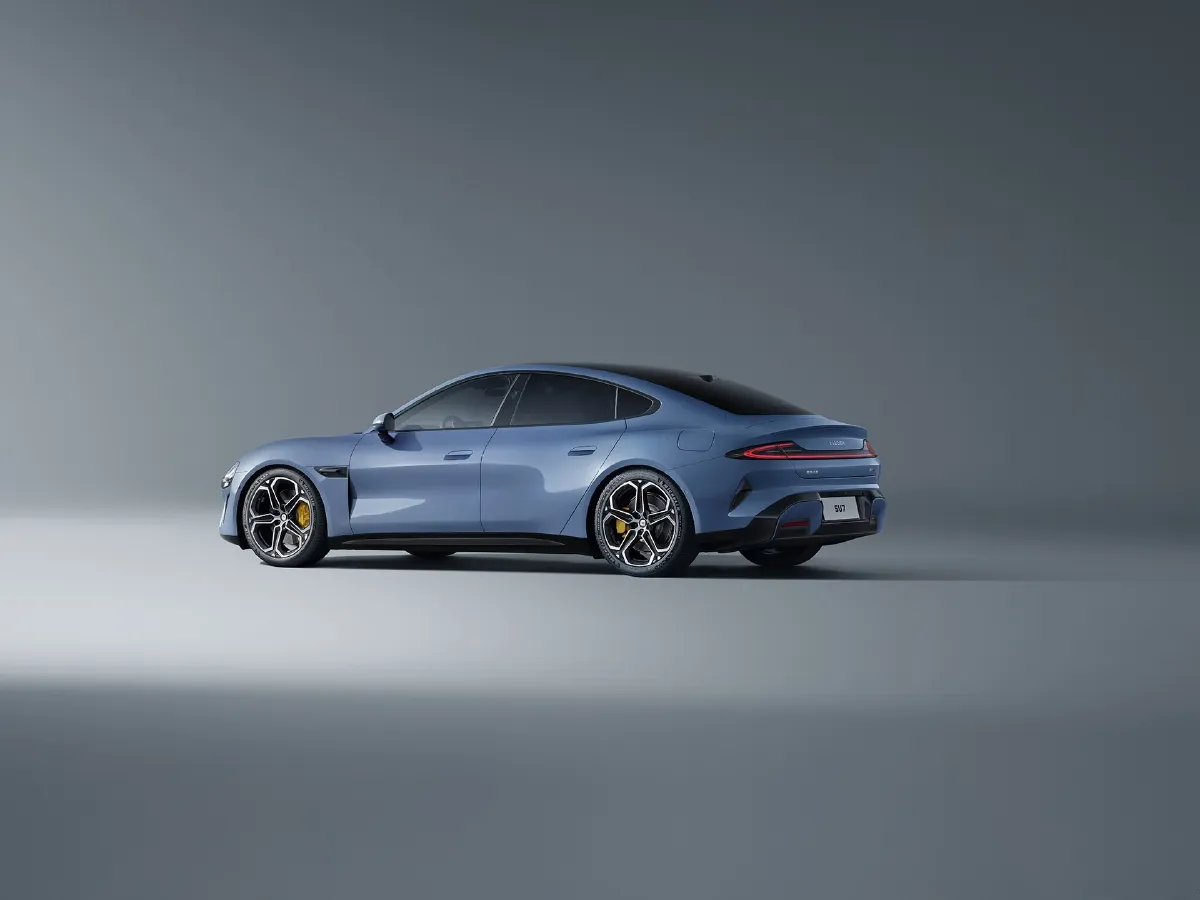 MI SU7,autocango,china used car exporter,china ev exporter,chinese used car exporter,chinese used ev exporter