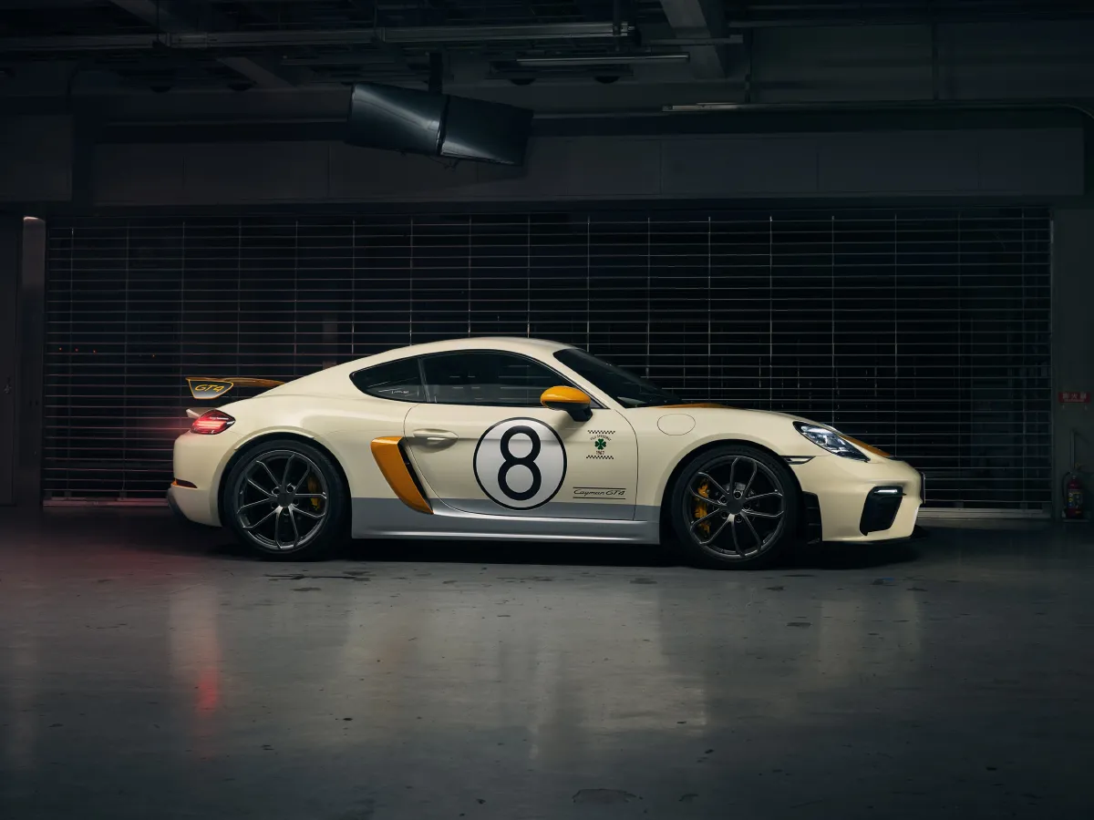 Porsche 718,autocango,china used car exporter,china ev exporter,chinese used car exporter,chinese used ev exporter