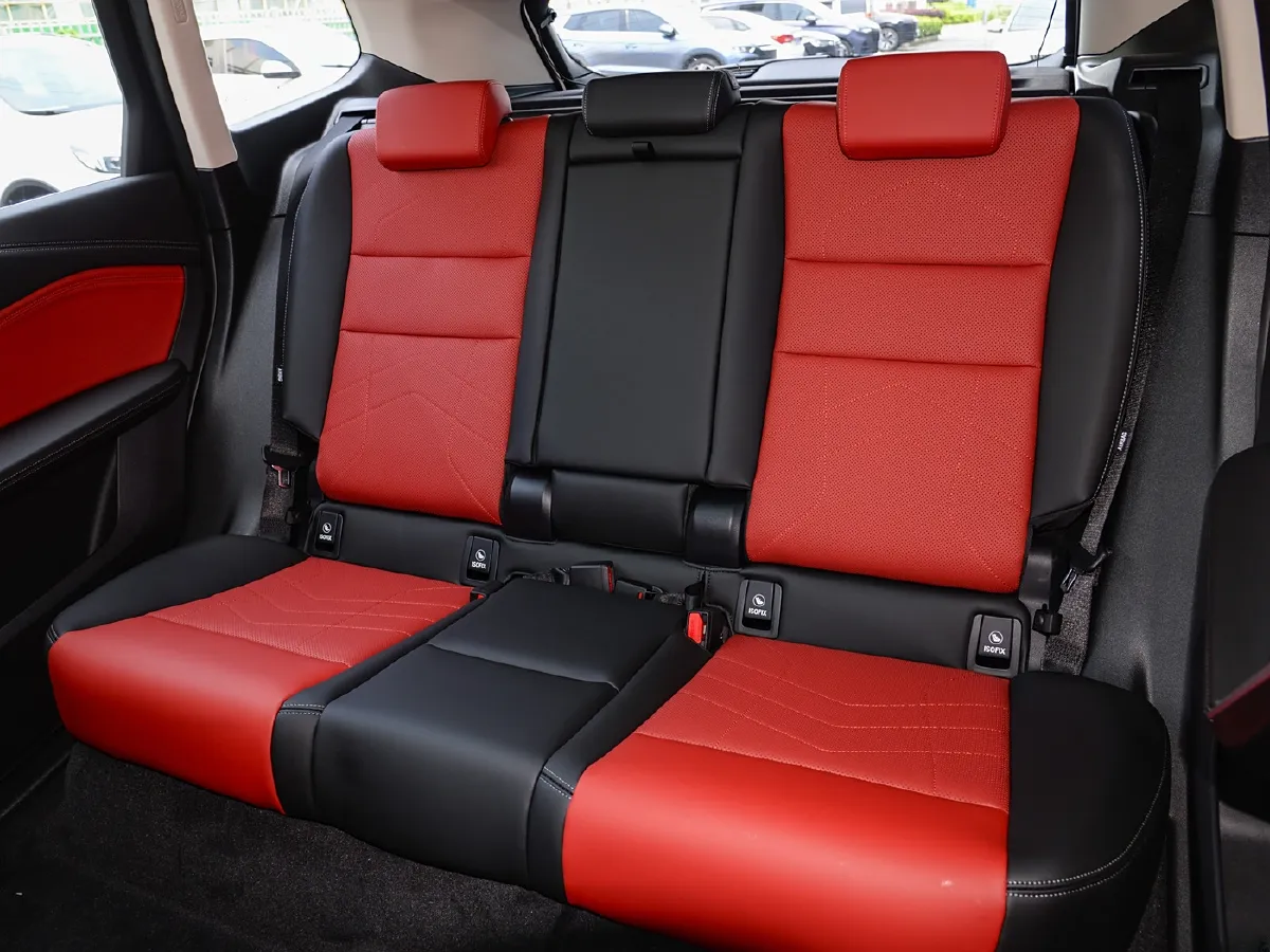 BMW iX1,autocango,china used car exporter,china ev exporter,chinese used car exporter,chinese used ev exporter