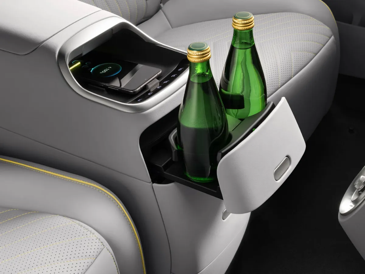 Avatr 11,autocango,china used car exporter,china ev exporter,chinese used car exporter,chinese used ev exporter