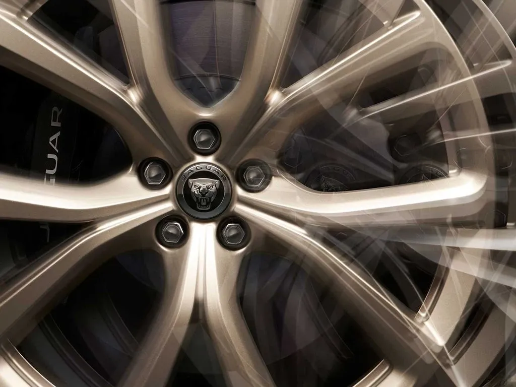 Jaguar F-PACE,autocango,china used car exporter,china ev exporter,chinese used car exporter,chinese used ev exporter