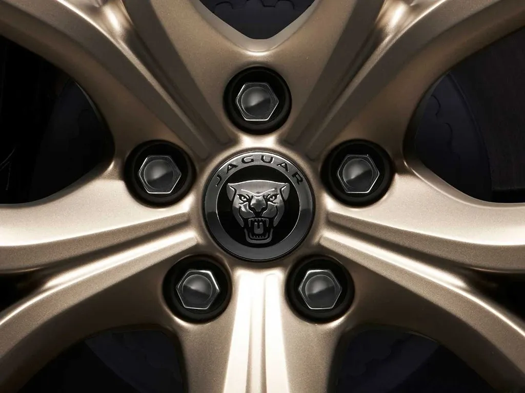 Jaguar F-PACE,autocango,china used car exporter,china ev exporter,chinese used car exporter,chinese used ev exporter