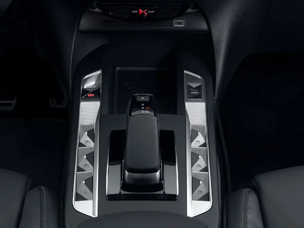 DS 3,autocango,china used car exporter,china ev exporter,chinese used car exporter,chinese used ev exporter DS 3,autocango,china used car exporter,china ev exporter,chinese used car exporter,chinese used ev exporter