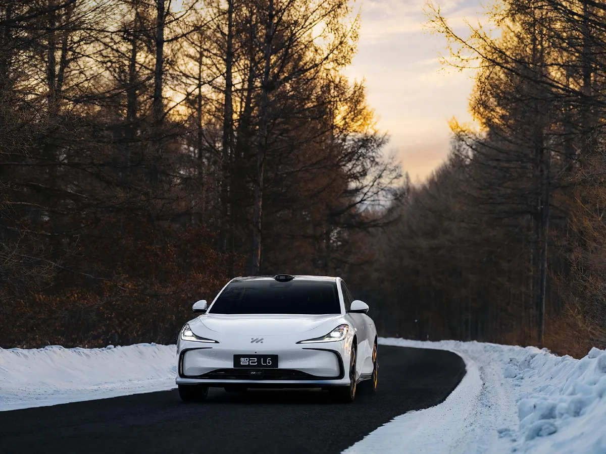 IM L6,autocango,china used car exporter,china ev exporter,chinese used car exporter,chinese used ev exporter