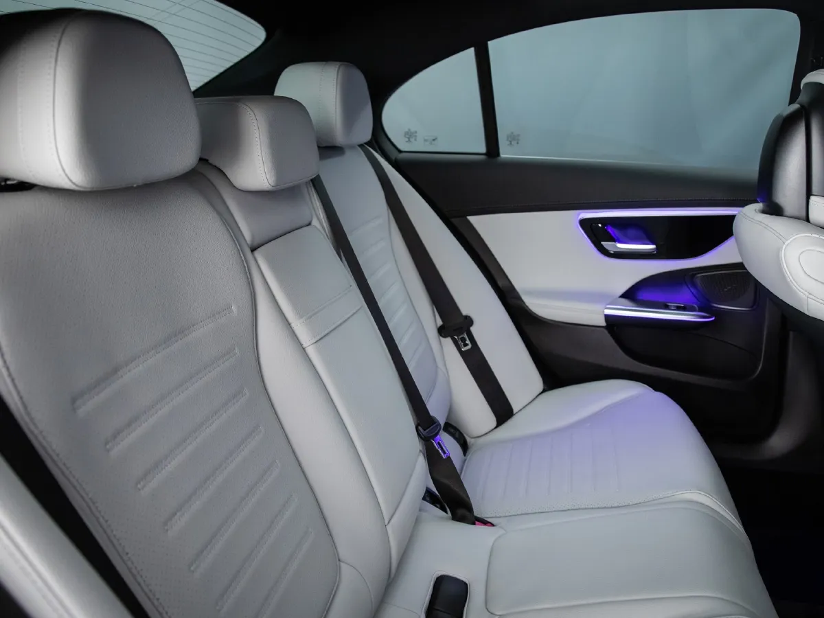 Mercedes-Benz C Class,autocango,china used car exporter,china ev exporter,chinese used car exporter,chinese used ev exporter